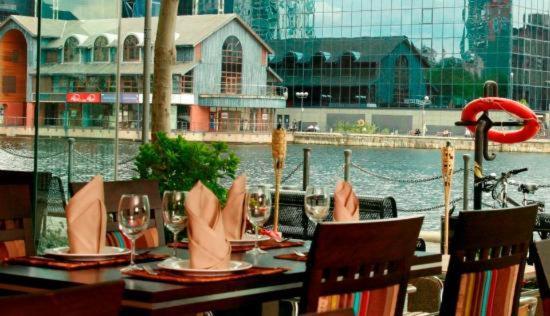 One Bed Stylish Apartment, Canary Wharf, Apartament